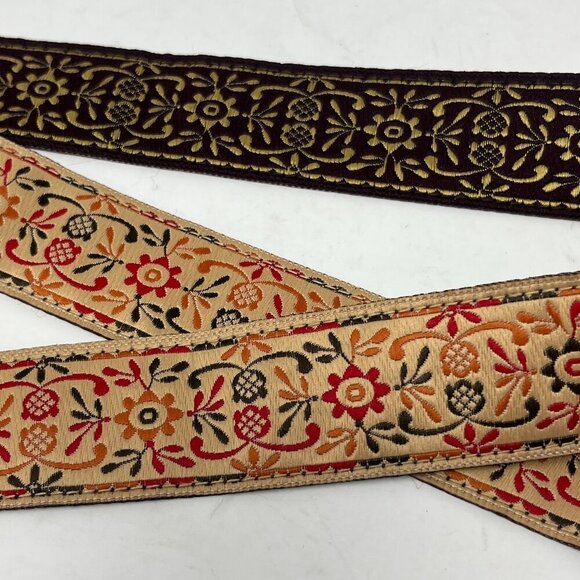 Double D-ring belt 40 in. ribbon embroidered red tan - Picture 4 of 5